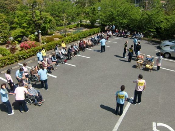 写真：日並地区の避難訓練