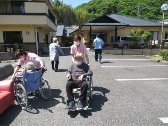 デイサービス